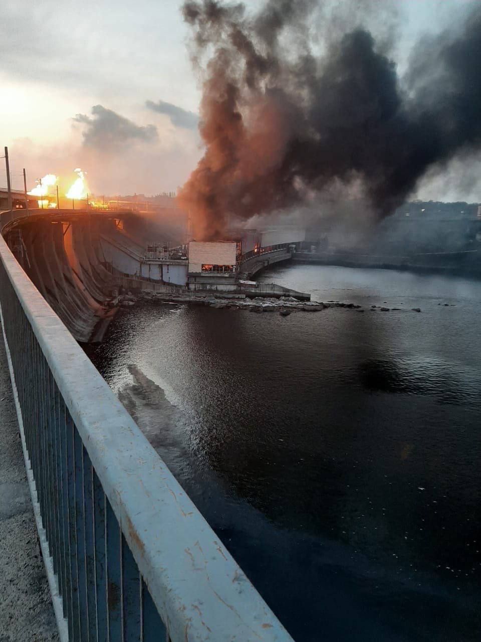 Уначы 22 сакавіка Расея абстраляла ДнепраГЭС. (Фота: УНІАН / Telegram)