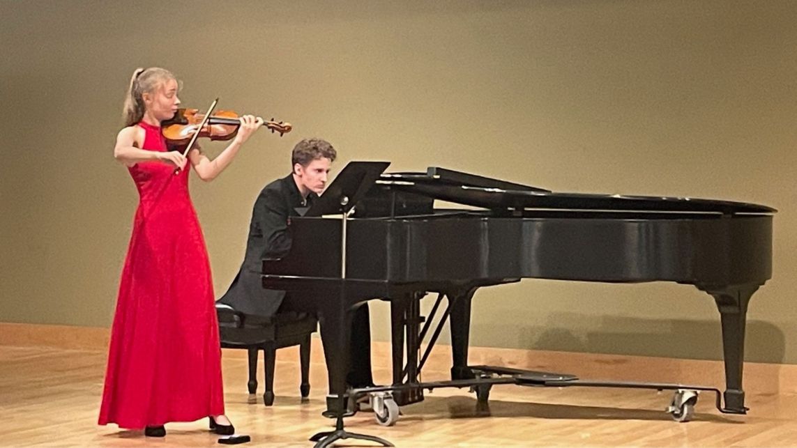 USA: Timeless Dialogues Koncert Muzyki Klasycznej, fot. Formularz TVP Polonia / Secretary of the Board of Directors Helena Modjeska Art and Culture Club in Los Angeles Beata Czajkowska