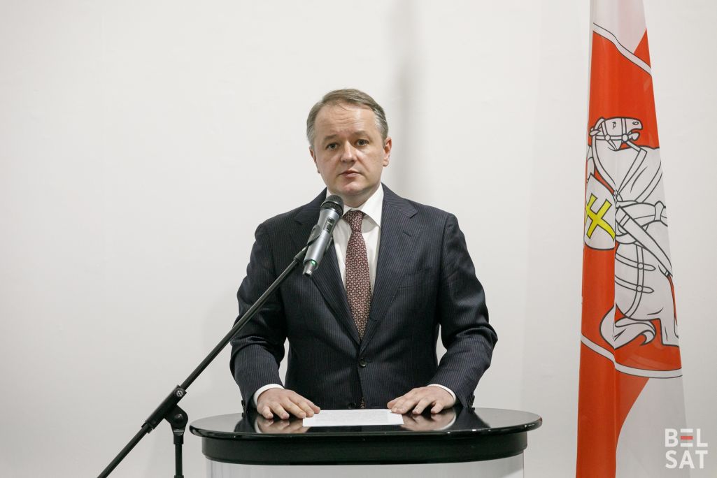 Андрэй Ягораў, спікер Каардынацыйнай рады, выступае перад чальцамі Каардынацыйнай рады і журналістамі. Варшава, Польшча. 2 кастрычніка 2023 года. (Фота: Таццяна Верамеева / Белсат)