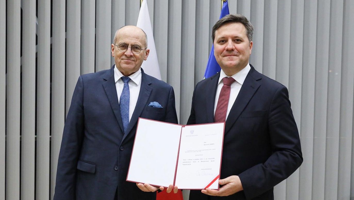 Od lewej: minister spraw zagranicznych Zbigniew Rau i nowy wiceminister Wojciech Gerwel (fot. Sebastian Indra/MSZ)