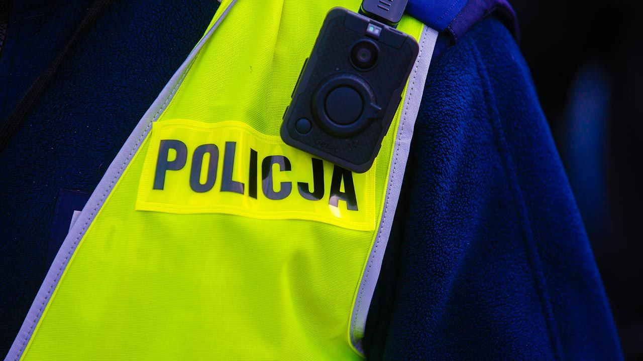 Inna osoba zaalarmowała prawdziwych policjantów (fot. Shutterstock/Soft Light) Inna osoba zaalarmowała prawdziwych policjantów (fot. Shutterstock/Soft Light)
