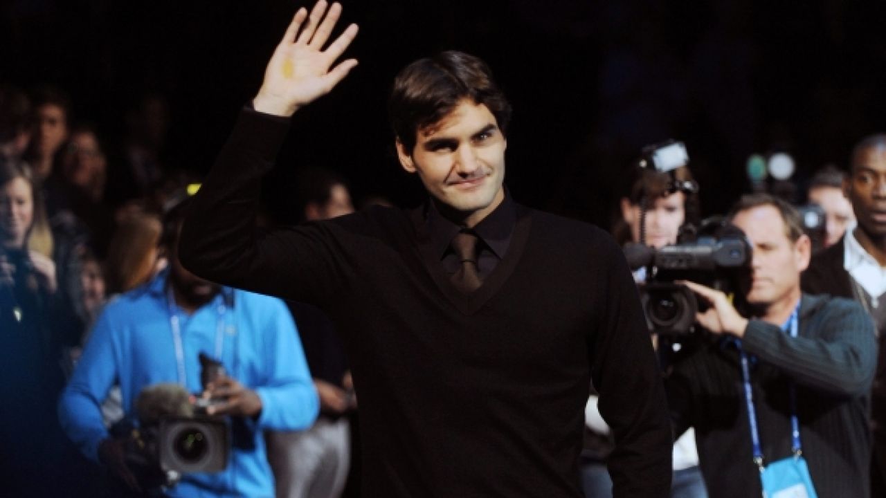 Roger Federer już po raz piąty jest najlepszy w rankingu na koniec sezonu (fot. PAP/EPA)