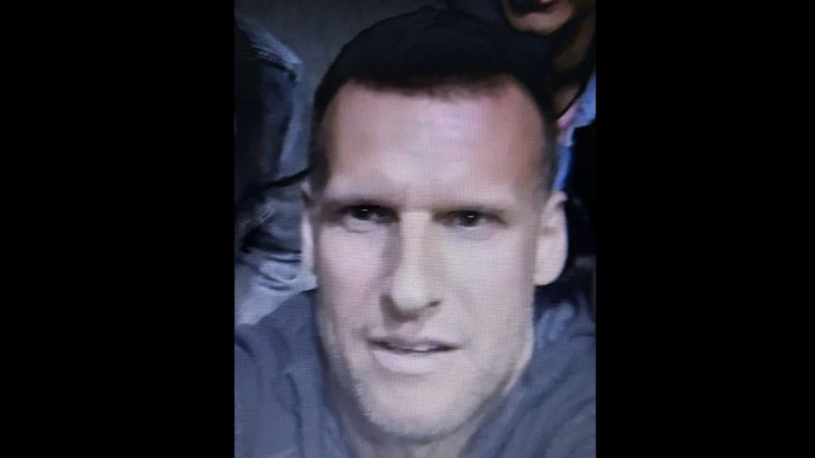 Zaginął 44-letni Marek Klimek. Nie widziano go od czwartku (fot. KMP Poznań)