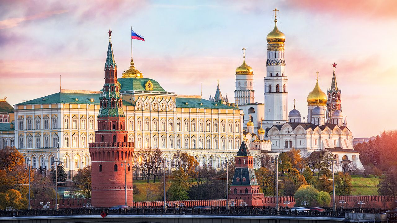 Rosyjska kampania ma zaostrzyć panikę w zgodzie z szerszym podejściem działań Kremla nakierowanych na podważenie funkcjonowania europejskiego społeczeństwa (fot. Shutterstock/Baturina Yuliya) Rosyjska kampania ma zaostrzyć panikę w zgodzie z szerszym podejściem działań Kremla nakierowanych na podważenie funkcjonowania europejskiego społeczeństwa (fot. Shutterstock/Baturina Yuliya)