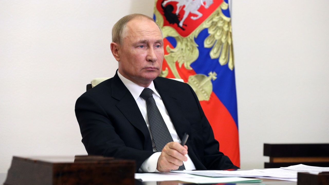 Rosyjski przywódca Władimir Putin (fot. PAP, EPA/MIKHAIL KLIMENTYEV / KREMLIN)