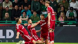 Skład Legii Warszawa na mecz z Hibernian FC będzie zaskoczeni? Edward Iordanescu ma przed sobą kluczowy mecz (fot: Getty)