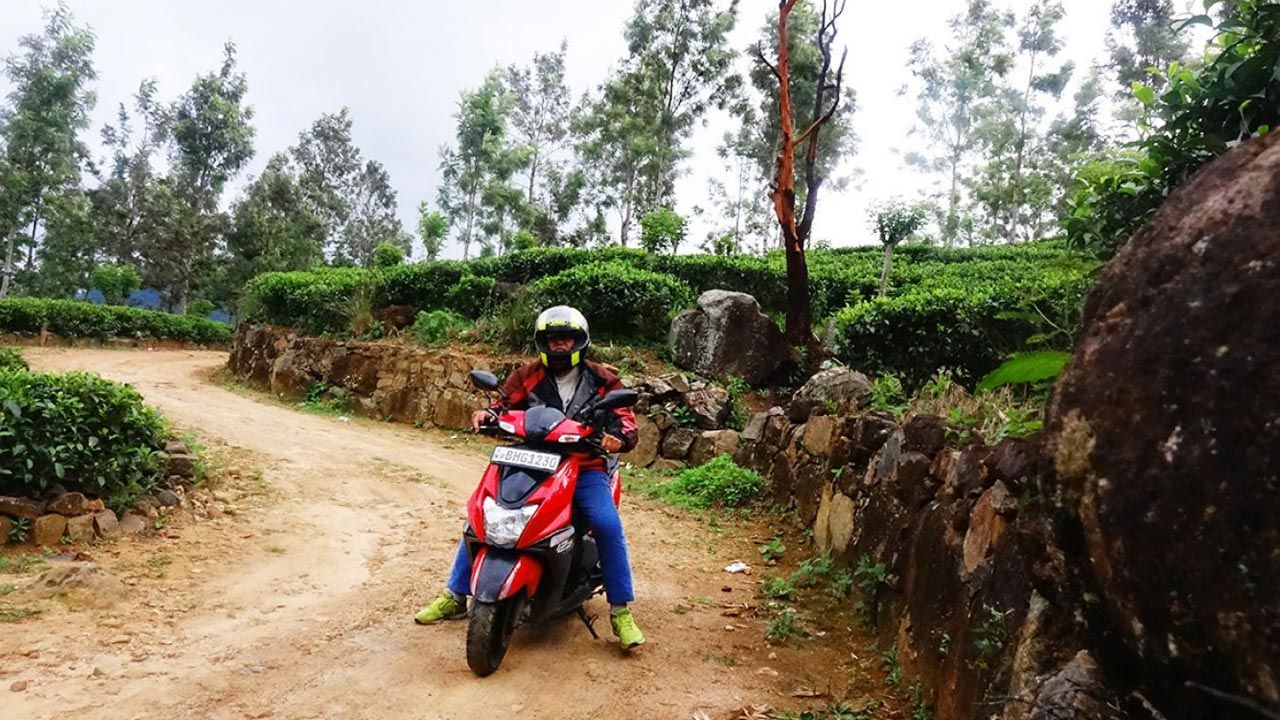 Na motocyklu przejechał m.in. Indie i Nepal pokonując ponad 40 tysięcy kilometrów (fot. Witold Palak)