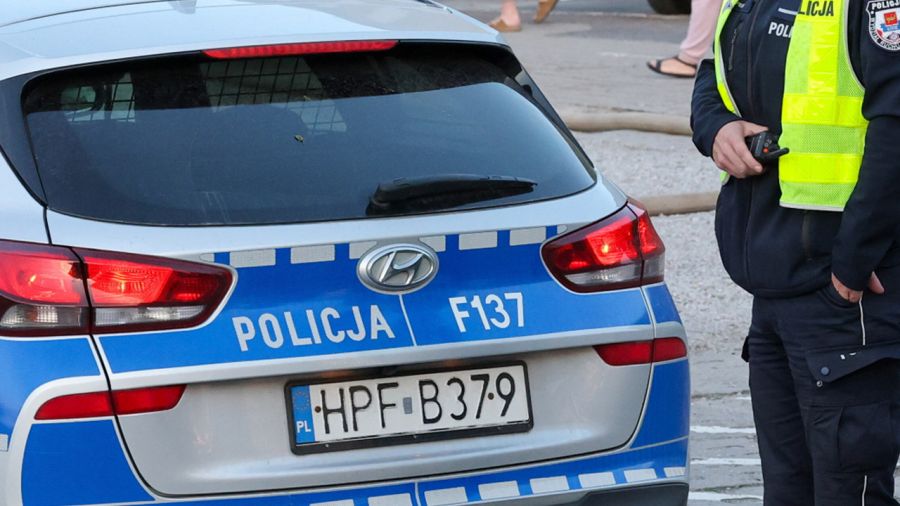 Złodzieje biżuterii podali się za policjantów (fot. PAP/M.Zubrzycki)