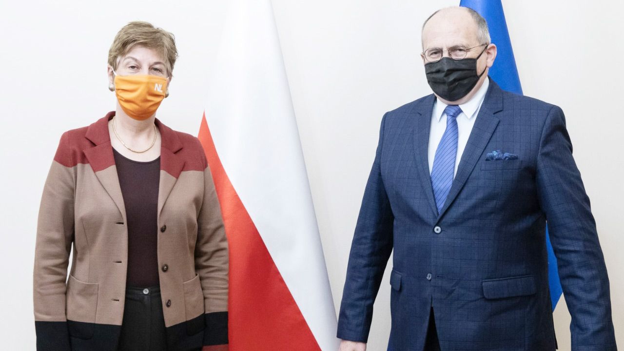 Ambasador Niderlandów Daphne Bergsma i szef polskiego MSZ Zbigniew Rau (fot.Tymon Markowski/MSZ) Ambasador Niderlandów Daphne Bergsma i szef polskiego MSZ Zbigniew Rau (fot.Tymon Markowski/MSZ)