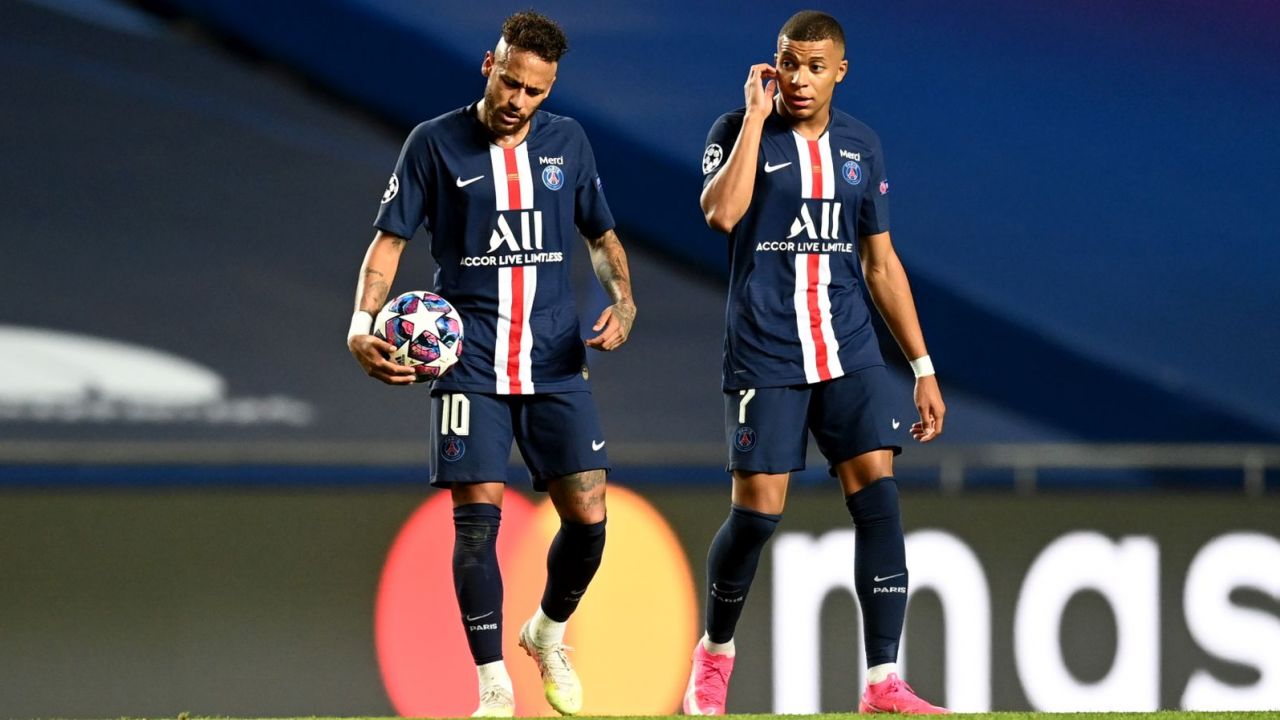 Relacje pomiędzy Neymarem a Kylianem Mbappe znacząco się pogorszyły (fot. Getty)