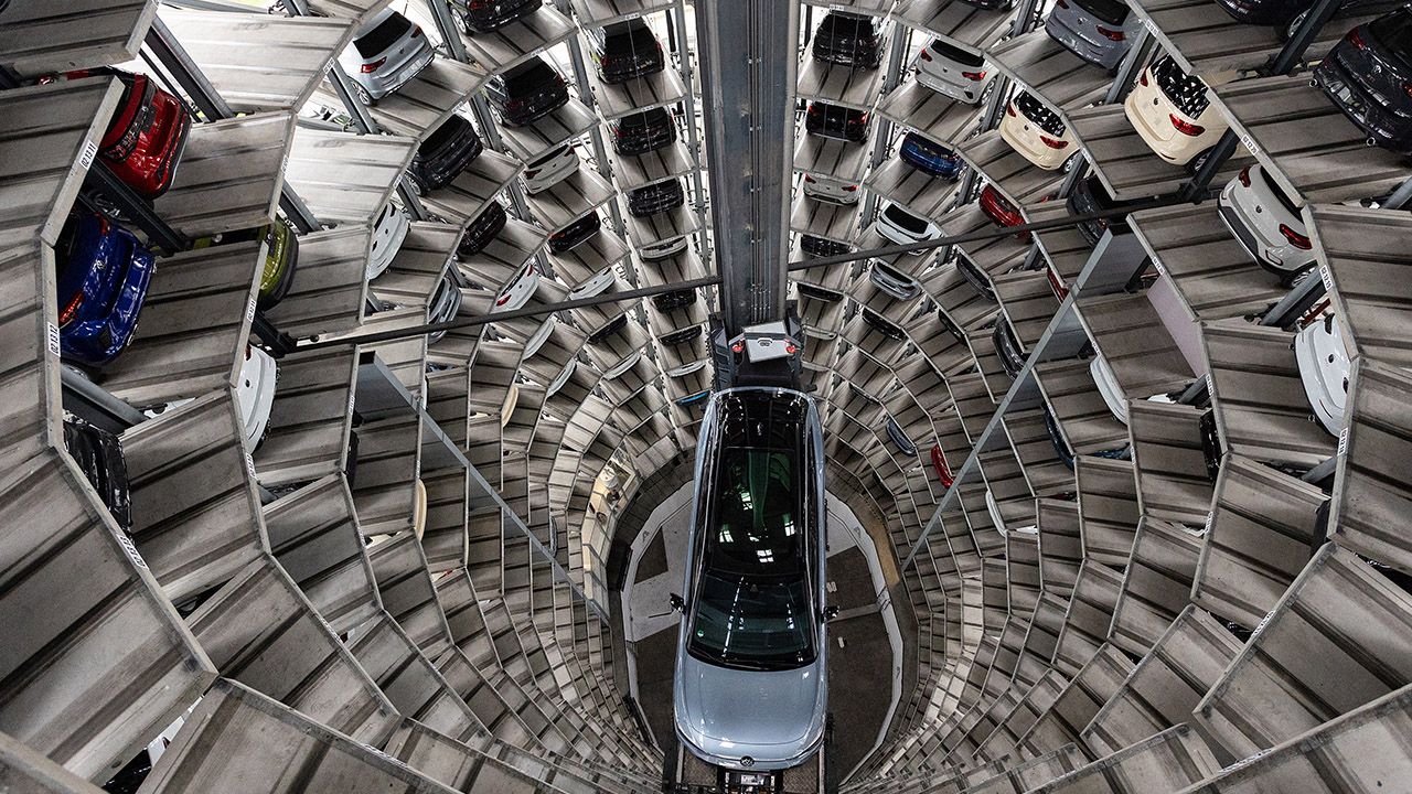 Cła w dół, spór w tle. Parlament Europejski wraca do umowy z USA