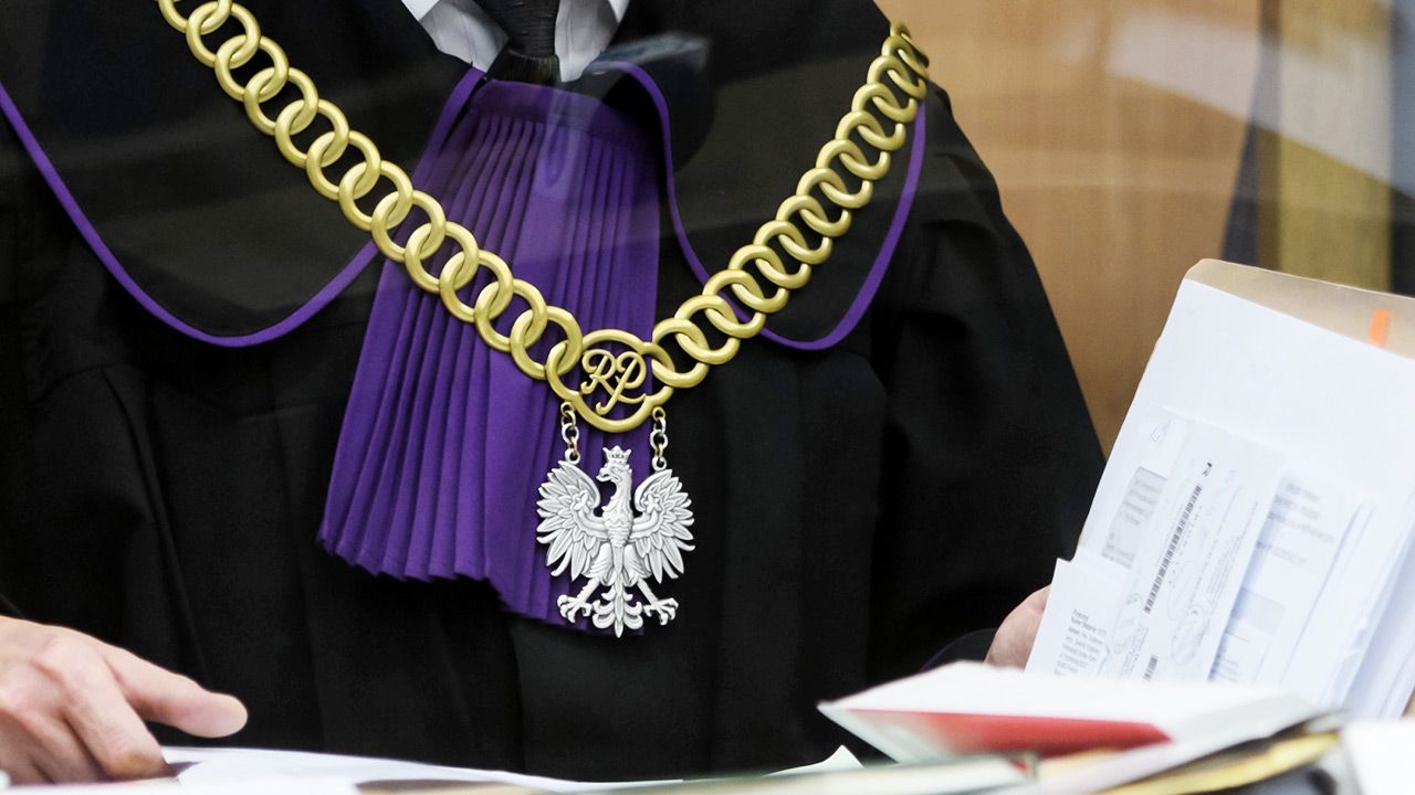 Sprawa Emilii Plater 14 to kolejna z wielu decyzji komisji weryfikacyjnej uchylonych przez sąd administracyjny (fot. PAP/Jakub Kaczmarczyk) Sprawa Emilii Plater 14 to kolejna z wielu decyzji komisji weryfikacyjnej uchylonych przez sąd administracyjny (fot. PAP/Jakub Kaczmarczyk)