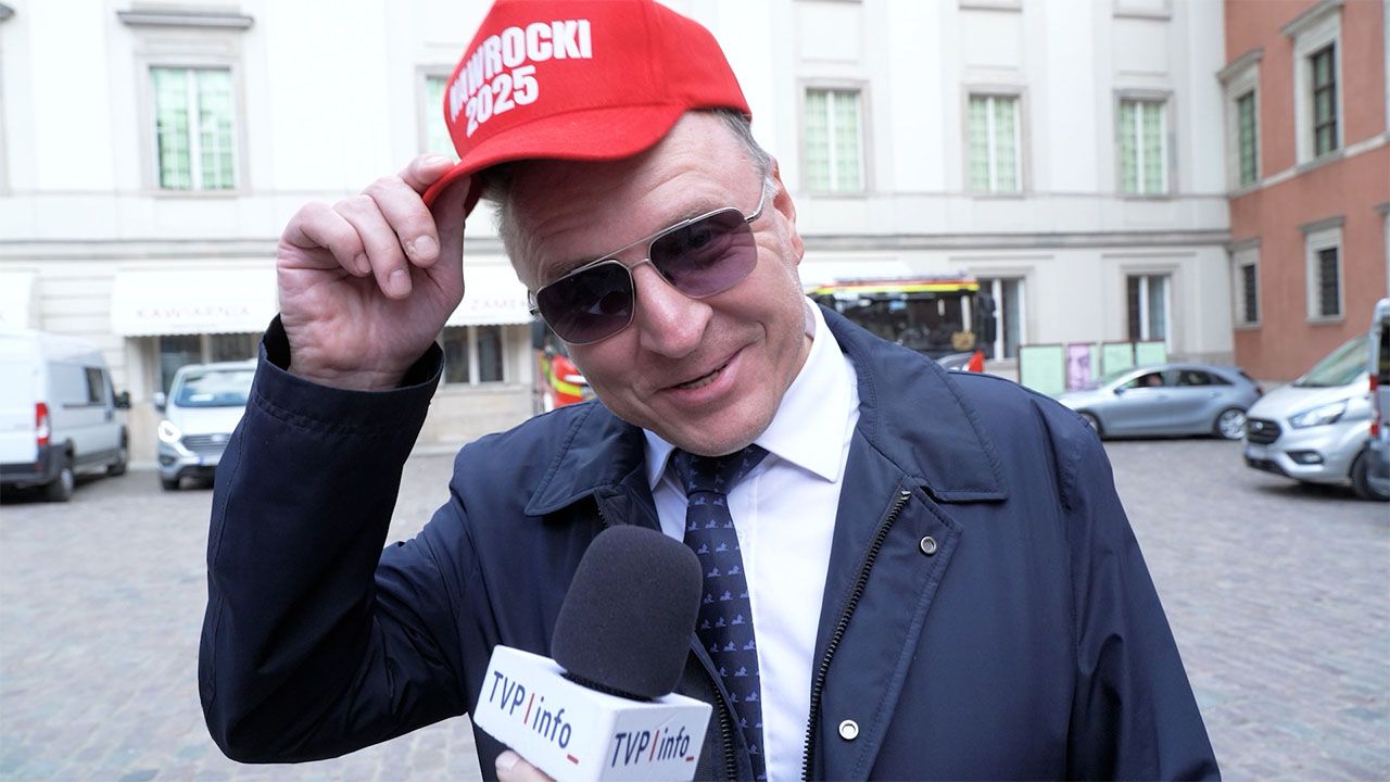 uid_ad59e3f0b06648f895a21a6e8b76af70_wid