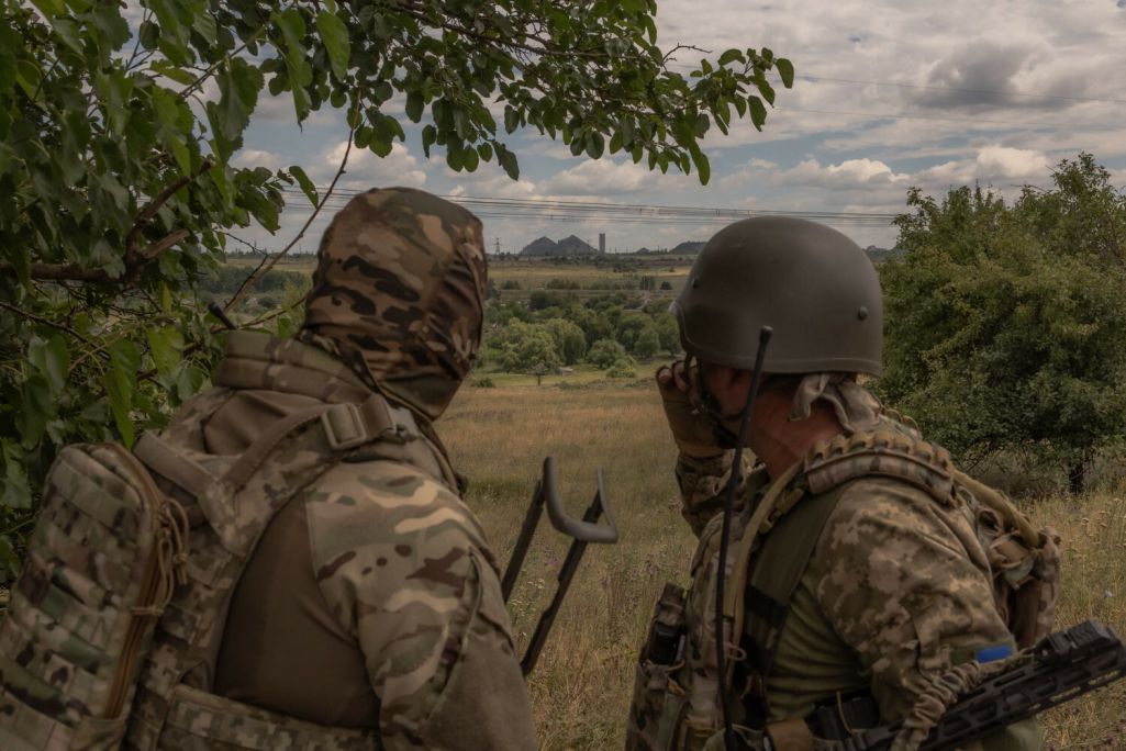 Украінскія вайскоўцы побач з горадам Тарэцк, Данецкая вобласць, 25 чэрвеня 2024 году. (Фота: Roman Pilipey / AFP / East News)