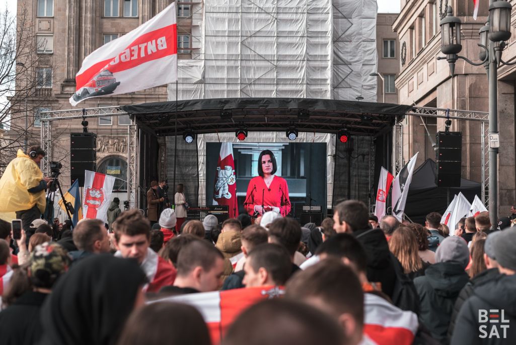 Здымак мае ілюстрацыйны характар. Святочны канцэрт да 105 гадавіны абвяшчэння БНР. Варшава, Польшча. 25 сакавіка 2023 года. (Фота: Міра Ляселішская / Белсат)