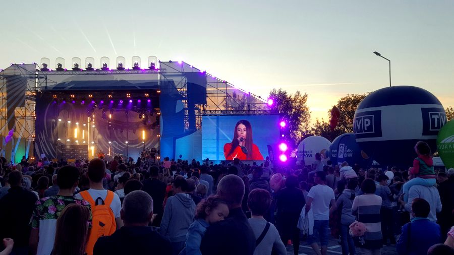Dzis Drugi Dzien Dino Top Festival Za Nami Koncert Roksany Wegiel Dzis Wystapi Gwiazda Polskiej Piosenki Maryla Rodowicz