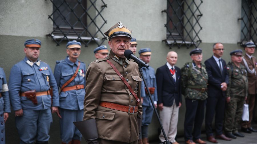 Z Krakowa wyruszył 60. Marsz Szlakiem I Kompanii Kadrowej. Zdjęcia: PAP