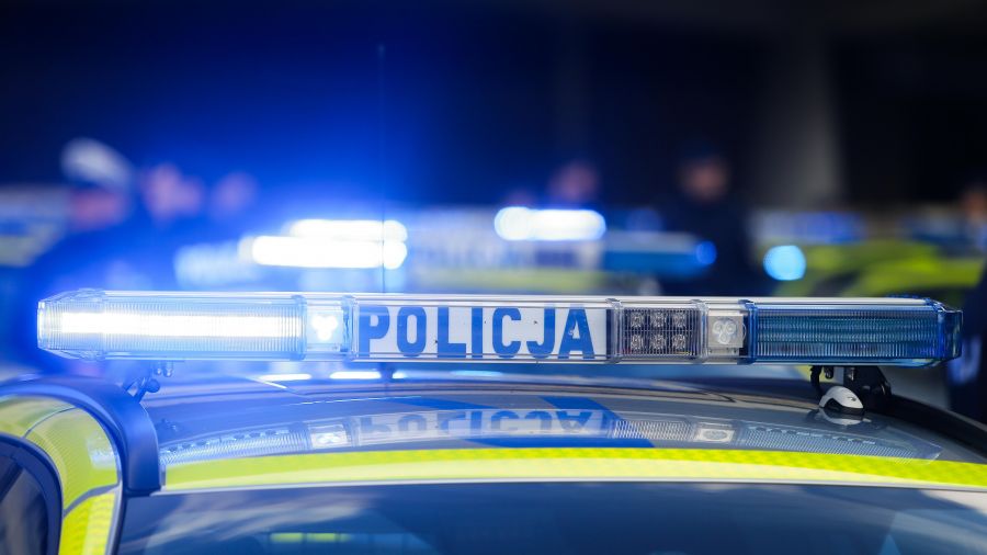 Policjanci sprawdzili stan trzeźwości 15-latka - okazało się, że był trzeźwy. / fot. PAP/ Jarek Praszkiewicz