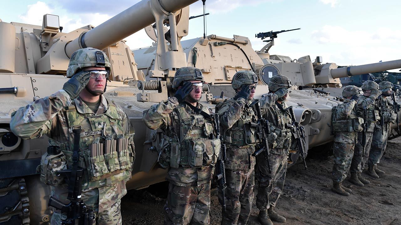 Andrzej Duda powiedział, że na pewno będzie rozmawiał z prezydentem USA o relokacji jednostek amerykańskich (fot. PAP/Marcin Bielecki) Andrzej Duda powiedział, że na pewno będzie rozmawiał z prezydentem USA o relokacji jednostek amerykańskich (fot. PAP/Marcin Bielecki)