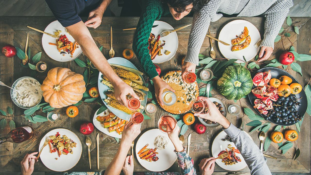 Eliminacja mięsa z jadłospisu to praktyka ciesząca się w ostatnim czasie coraz większą popularnością (fot. Shutterstock/Foxys Forest Manufacture) Eliminacja mięsa z jadłospisu to praktyka ciesząca się w ostatnim czasie coraz większą popularnością (fot. Shutterstock/Foxys Forest Manufacture)