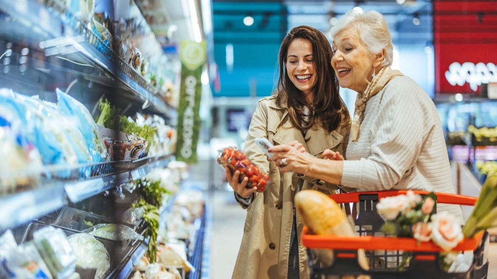 Niestety, 2 lutego wypada niedziela niehandlowa. Najbliższą okazję na zrobienie zakupów w drugi dzień weekendu będziemy mieli dopiero w kwietniu. Fot. Dragana Gordic/ Shutterstock