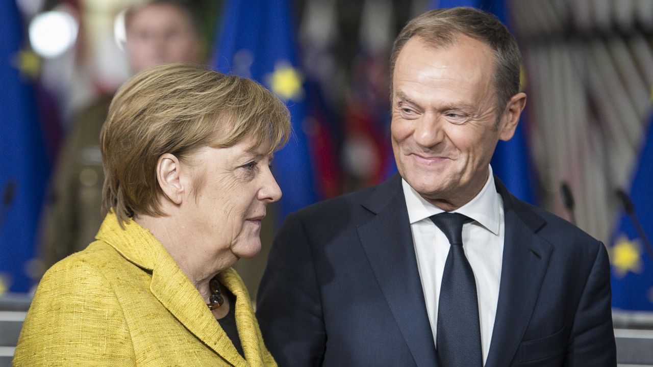 Angela Merkel i Donald Tusk (fot. PAP/Wiktor Dąbkowski) Angela Merkel i Donald Tusk (fot. PAP/Wiktor Dąbkowski)
