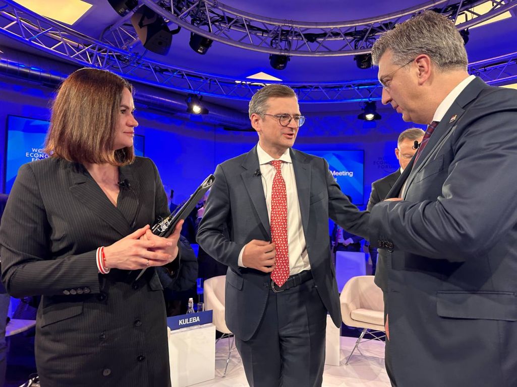Святлана Ціханоўская, міністр замежных справаў Украіны Дмытро Кулэба і прэм’ер-міністр Харватыі Андрэй Плэнкавіч (Фота: Офіс Святланы Ціханоўскай)