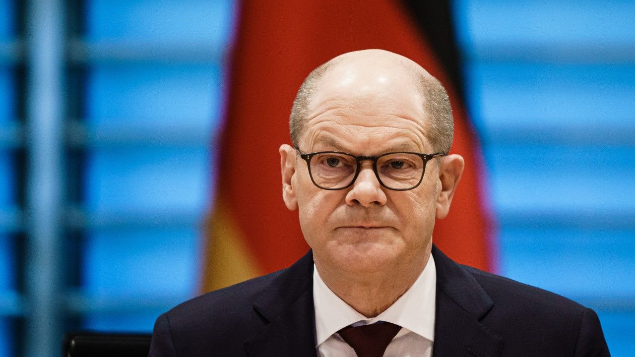 Kanclerz Niemiec Olaf Scholz (fot. Clemens Bilan - Pool/Getty Images)