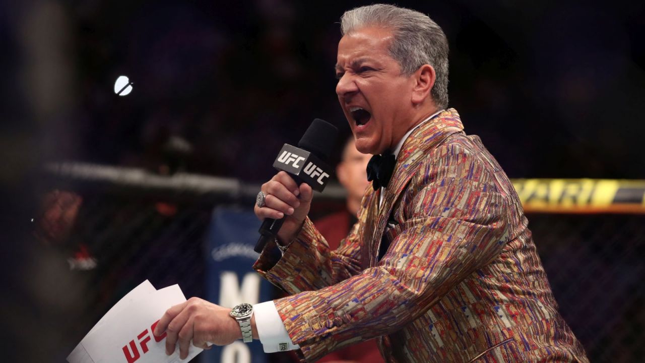 Bruce Buffer jest konferansjerem UFC od ponad 20 lat (fot. Getty Images)